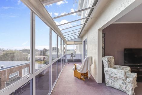 Photo of property in 3/422 Devon Street West, Lynmouth, New Plymouth, 4310