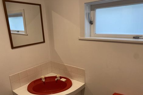 Photo of property in 4 Wakanui Street, Birkenhead, Auckland, 0626