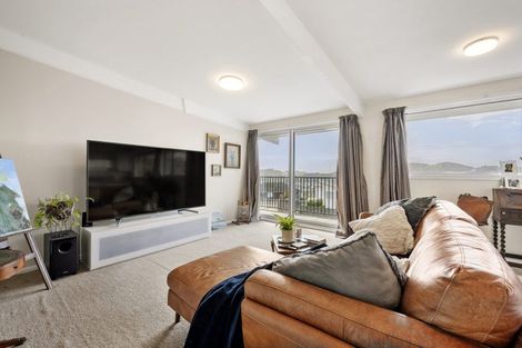 Photo of property in 41 Halifax Street, Kingston, Wellington, 6021