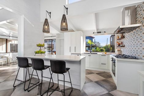 Photo of property in 20 Robert Street, Mangawhai Heads, Mangawhai, 0505