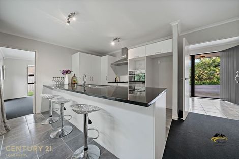 Photo of property in 84 Reynolds Road, Pukekohe, 2120