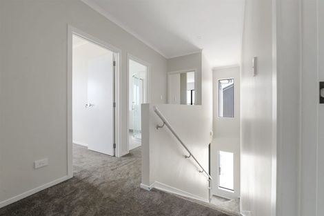 Photo of property in 137u2 Avalon Drive, Nawton, Hamilton, 3200