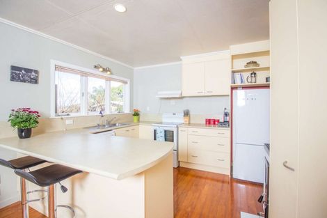 Photo of property in 10 Mcmillan Avenue, Te Kamo, Whangarei, 0112