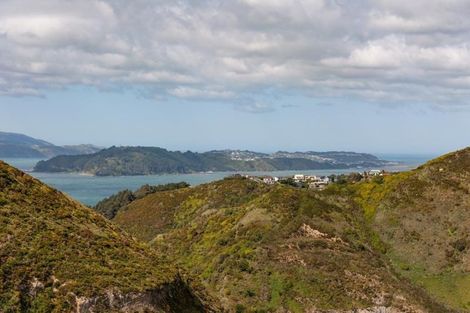 Photo of property in 25f2 Kitchener Terrace, Johnsonville, Wellington, 6037