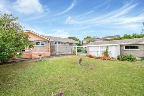 Photo of property in 123 Muir Avenue, Mangere Bridge, Auckland, 2022