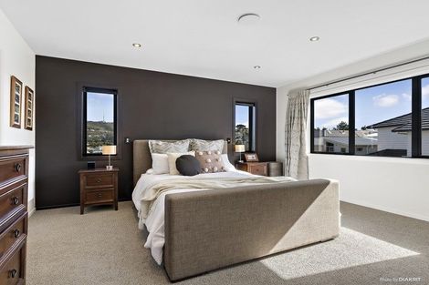 Photo of property in 22 Cresswell Place, Johnsonville, Wellington, 6037