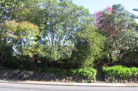 Photo of property in 70 Kaurilands Road, Titirangi, Auckland, 0604