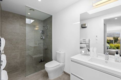 Photo of property in 75 Infinity Drive, Wanaka, 9305