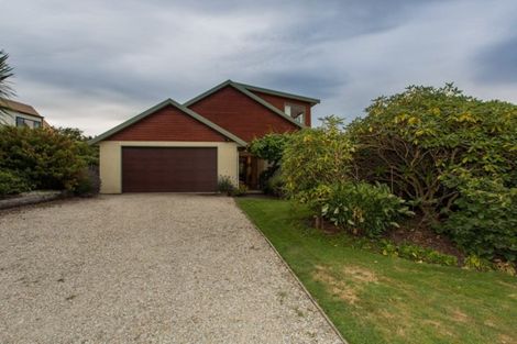 Photo of property in 6 Heuchan Lane, Wanaka, 9305