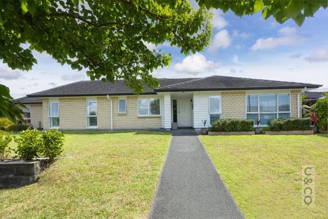 Photo of property in 11 Jessie Rise, Riverhead, 0820