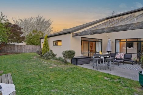 Photo of property in 28 Puhara Avenue, Parklands, Christchurch, 8083