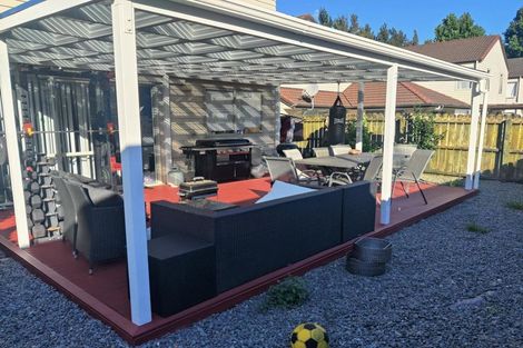 Photo of property in 30 Bruce Pulman Drive, Takanini, 2112