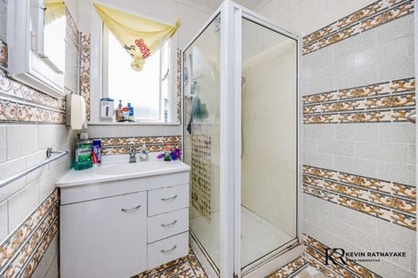 Photo of property in 1/2 Barrie Avenue, Papatoetoe, Auckland, 2025