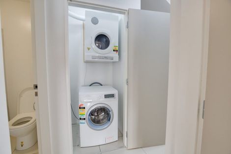 Photo of property in 3a Anderson Terrace, Mount Cook, Wellington, 6021