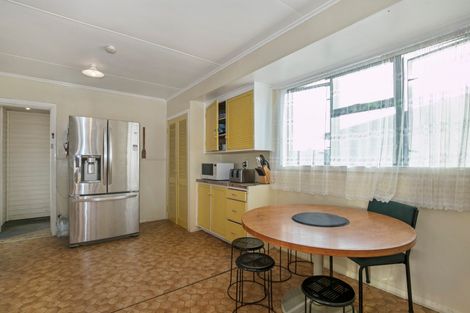 Photo of property in 16 Solent Street, Mangere, Auckland, 2022