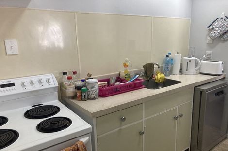 Photo of property in 4/124 Campbell Street, Karori, Wellington, 6012