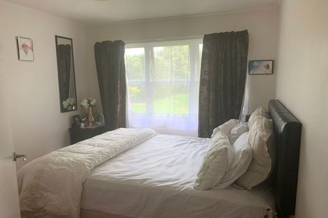 Photo of property in 15 James Street, Glenfield, Auckland, 0629