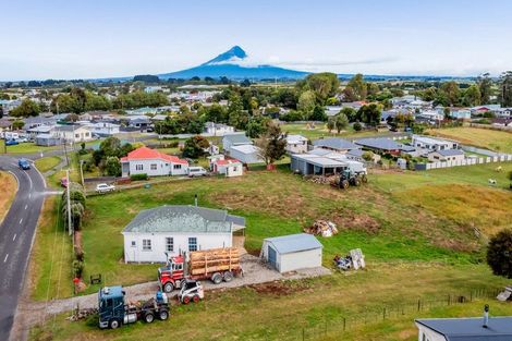 Photo of property in 8-10 Egmont Street, Normanby, Hawera, 4614