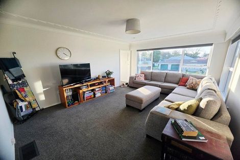 Photo of property in 13 Surrey Street, Stratford, 4332