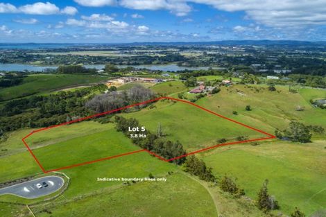 Photo of property in 5 Diamond Lane, Riverhead, 0793