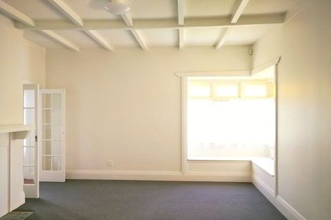 Photo of property in 296 Great North Road, Henderson, Auckland, 0612