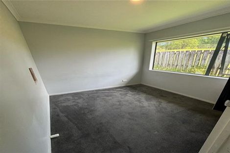 Photo of property in 226 Henderson Valley Road, Henderson, Auckland, 0612
