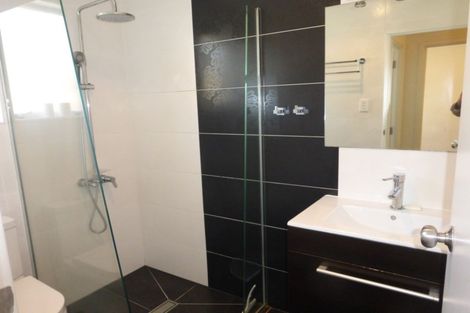 Photo of property in 59 Captain Scott Road, Glen Eden, Auckland, 0602
