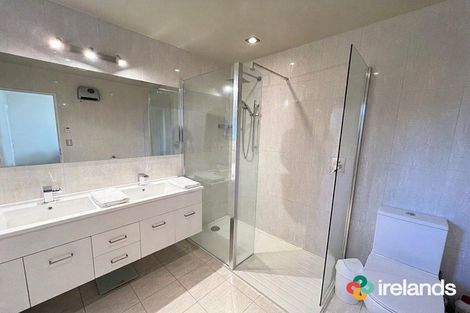Photo of property in 103 Windermere Road, Papanui, Christchurch, 8053
