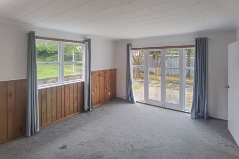 Photo of property in 31 Lowtherhurst Road, Massey, Auckland, 0614