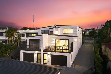 Photo of property in 11a Hebron Road, Waiake, Auckland, 0630