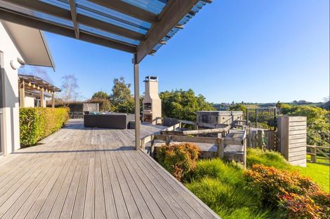 Photo of property in 96r Panorama Drive, Welcome Bay, Tauranga, 3175