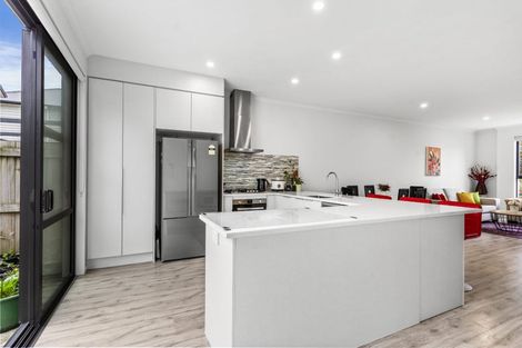 Photo of property in 20 Rere Close, Takanini, 2112