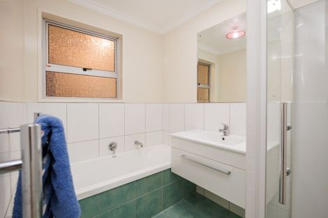 Photo of property in 17 Sandstrom Grove, Feilding, 4702