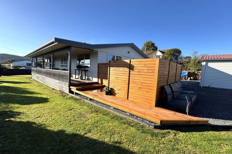 Photo of property in 38 Saint Catherine Street, Kaitangata, 9210