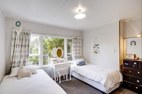 Photo of property in 10 Lipscombe Crescent, Havelock North, 4130