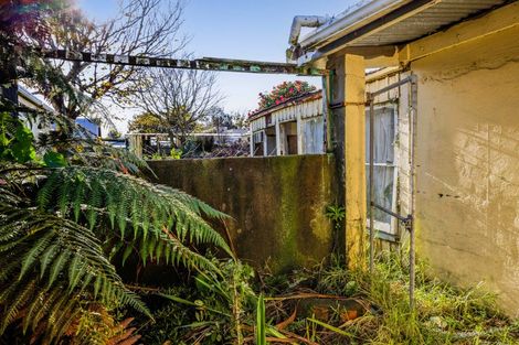 Photo of property in 87 Whitcombe Road, Opunake, 4616