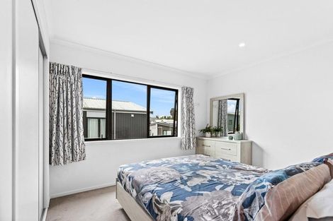 Photo of property in 13 Pukewhero Rise, Westgate, Auckland, 0614