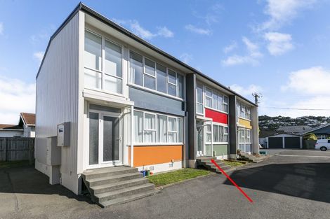 Photo of property in 55u2 Apu Crescent, Lyall Bay, Wellington, 6022