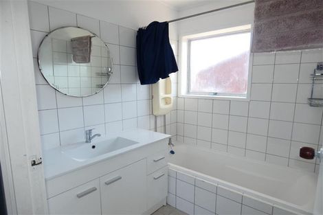 Photo of property in 3/2 Ihaka Place, Papatoetoe, Auckland, 2104