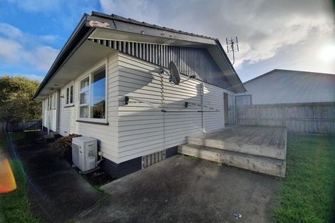 Photo of property in 5 Okataina Street, Pakuranga Heights, Auckland, 2010
