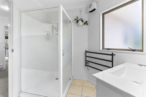 Photo of property in 18 Parris Street, Moturoa, New Plymouth, 4310