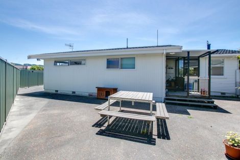 Photo of property in 4 O'dowd Road, Taradale, Napier, 4112