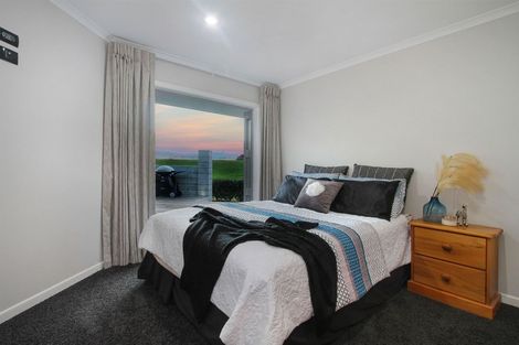 Photo of property in 3 Millbrook Drive, Waiuku, 2683