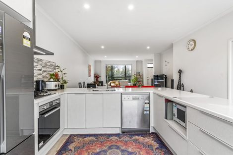 Photo of property in 20 Rere Close, Takanini, 2112