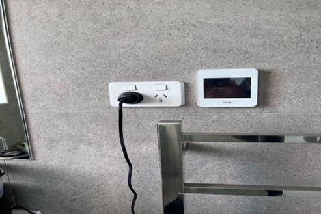 Photo of property in 12 Te Awa Place, Red Beach, 0932