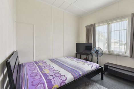 Photo of property in 21 Bledisloe Street, Papatoetoe, Auckland, 2104