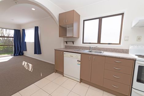 Photo of property in 14/85 Edmonton Road, Henderson, Auckland, 0612