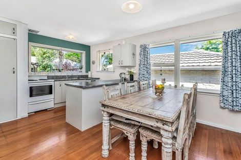 Photo of property in 26 Staveley Street, Avonhead, Christchurch, 8042