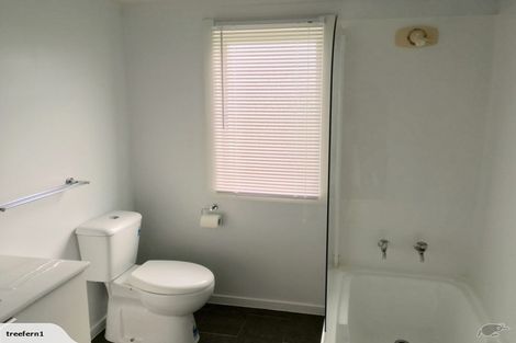 Photo of property in 27 Forest Hill Road, Henderson, Auckland, 0612