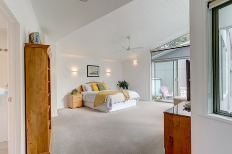 Photo of property in 13 Florance Avenue, Russell, 0202